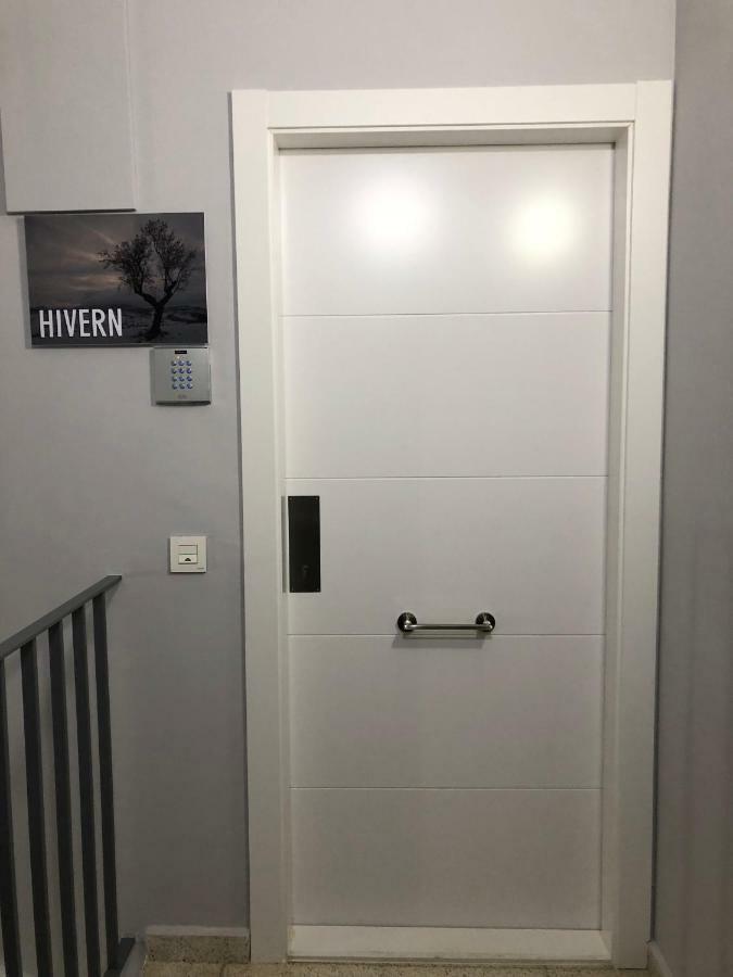 Apartaments L'Ametller Cervera  Dış mekan fotoğraf